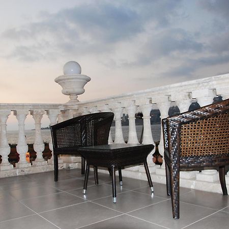 Portaluna Hotel & Resort Jounieh Ngoại thất bức ảnh